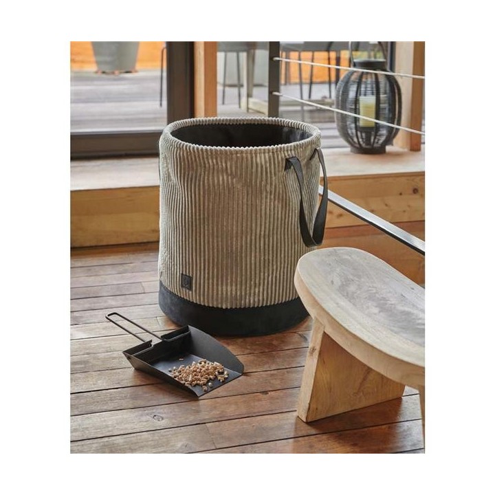 Cleo Pellet Storage Shovel - Capska